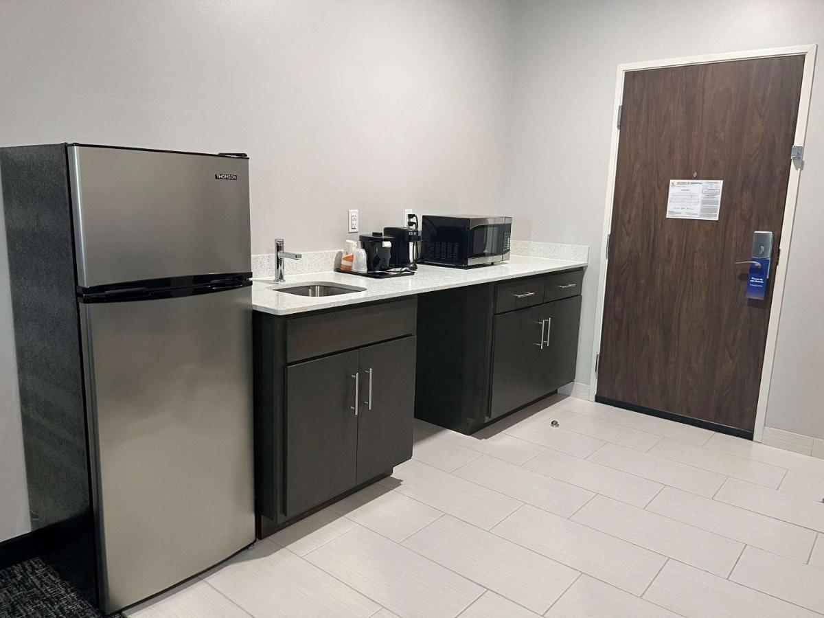 Comfort Suites Greenville Airport Екстериор снимка